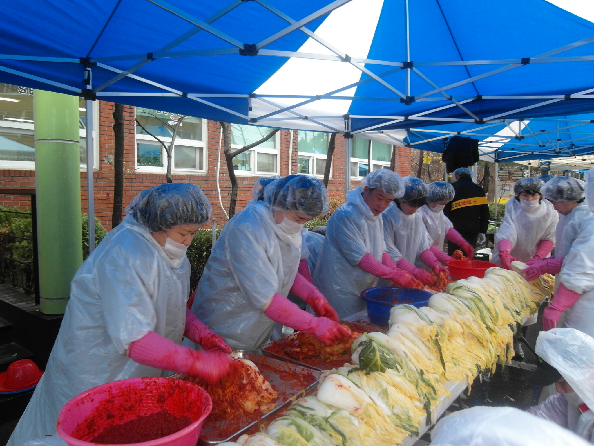 [대청종합사회복지관] 사랑가득!! 김치한조각!! “2011년 대청복지관 김장나눔 대축제!!