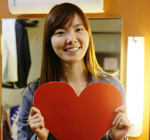 <회색리본달기 범국민운동>  34번째 스타, 개그우먼 신보라 인터뷰