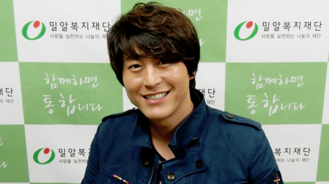 <회색리본달기 범국민운동>  35번째 스타, 배우 류수영 인터뷰