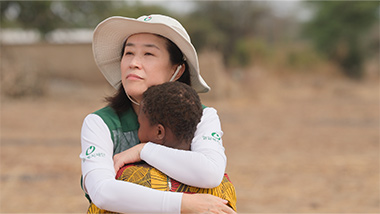 [KBS1 바다건너사랑] '국민 엄마' 배우 김미경의 탄자니아 여정 이야기