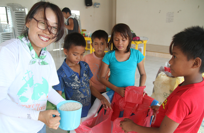 필리핀 태풍 '하이옌' 긴급구호키트 2차 지원