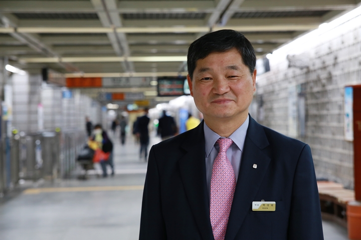 아름다운 사람들 3. 경복궁역에서 만난 서울메트로 경복궁역 백정현 역장